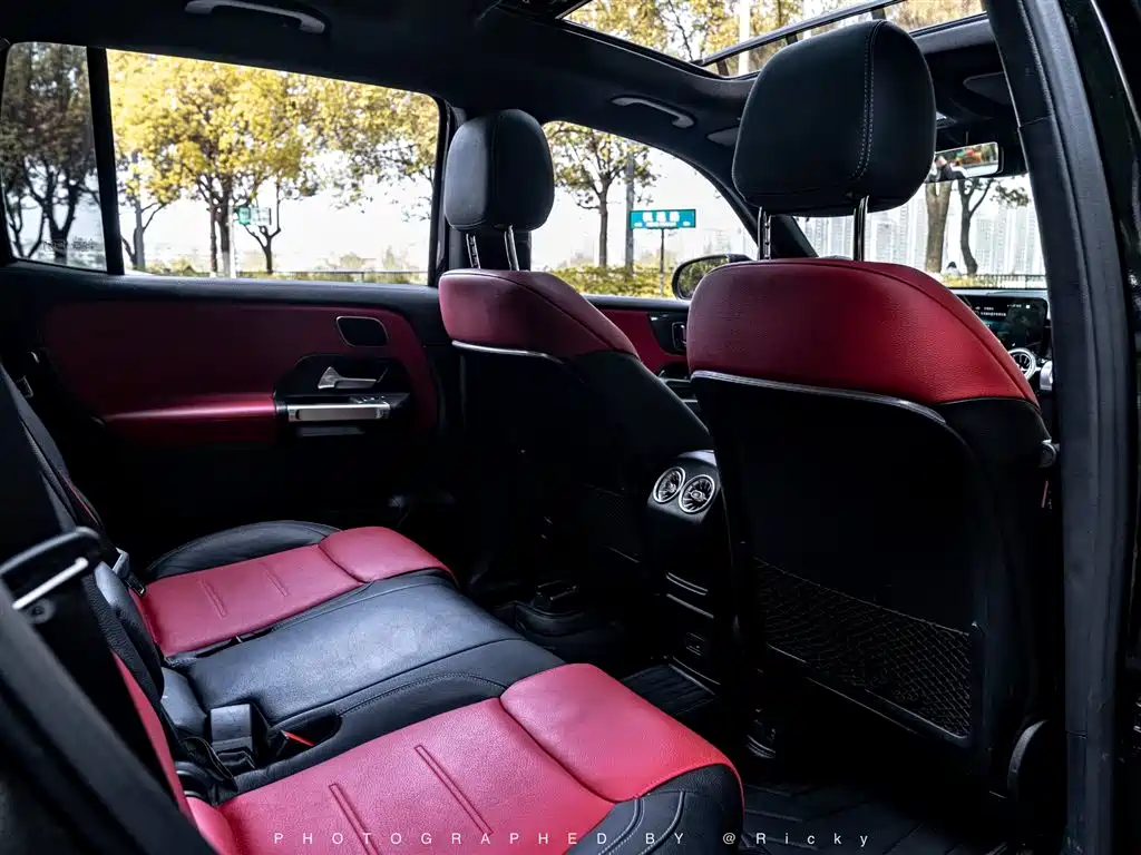 Mercedes-Benz GLB AMG 2021 Facelift AMG GLB 35 4MATIC фото 11