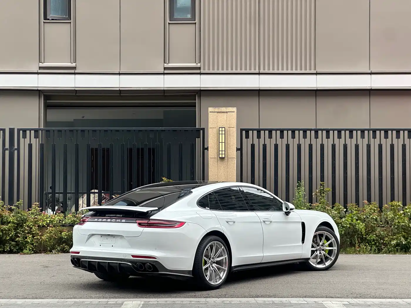 Porsche Panamera 2019 Panamera 2.9T фото 4