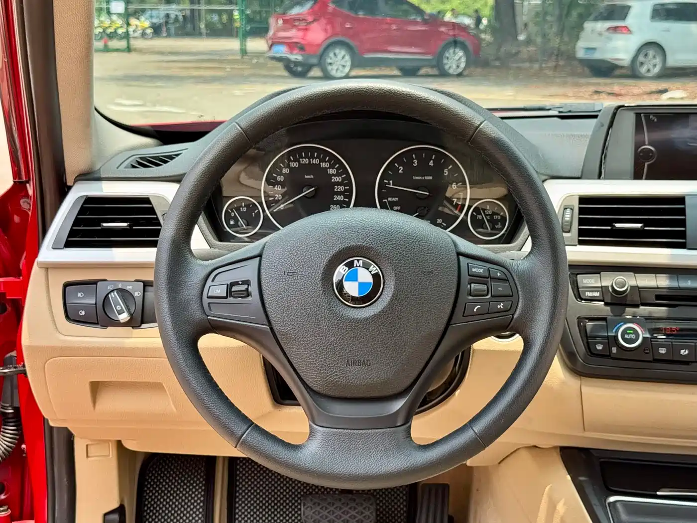 BMW 3 Series 2014 320Li Fashion фото 10