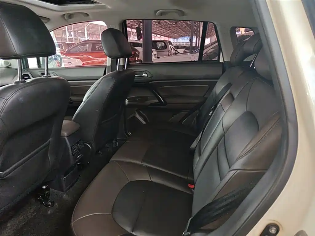 GAC Trumpchi Trumpchi GS4 2017 235T Automatic 2WD Elite фото 17