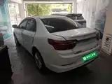 Фото 5 - Geely Vision