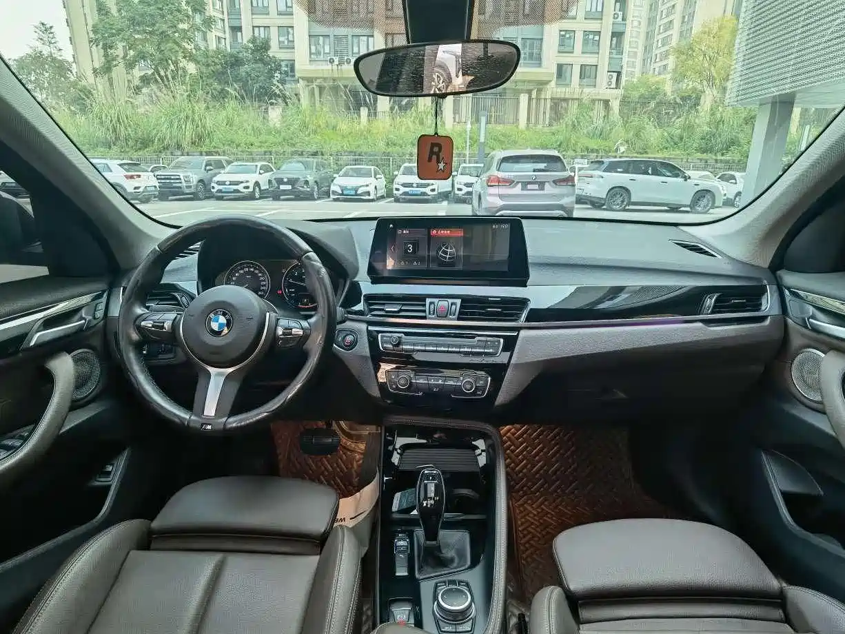 BMW X1 2021 sDrive20Li Exclusive фото 14