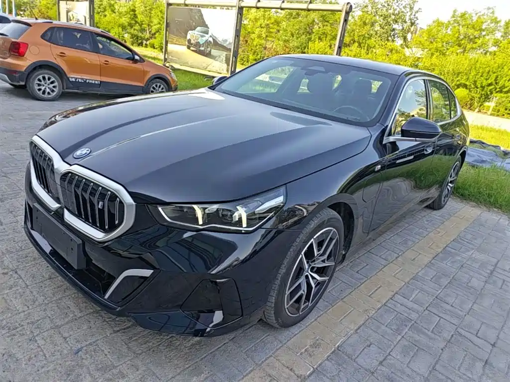 BMW i5 2024 eDrive 35L M Sport Package