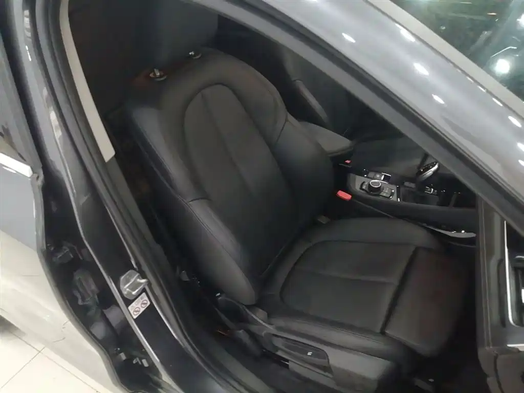 BMW X2 (Import) 2019 sDrive20i M Off-Road Package China VI фото 25