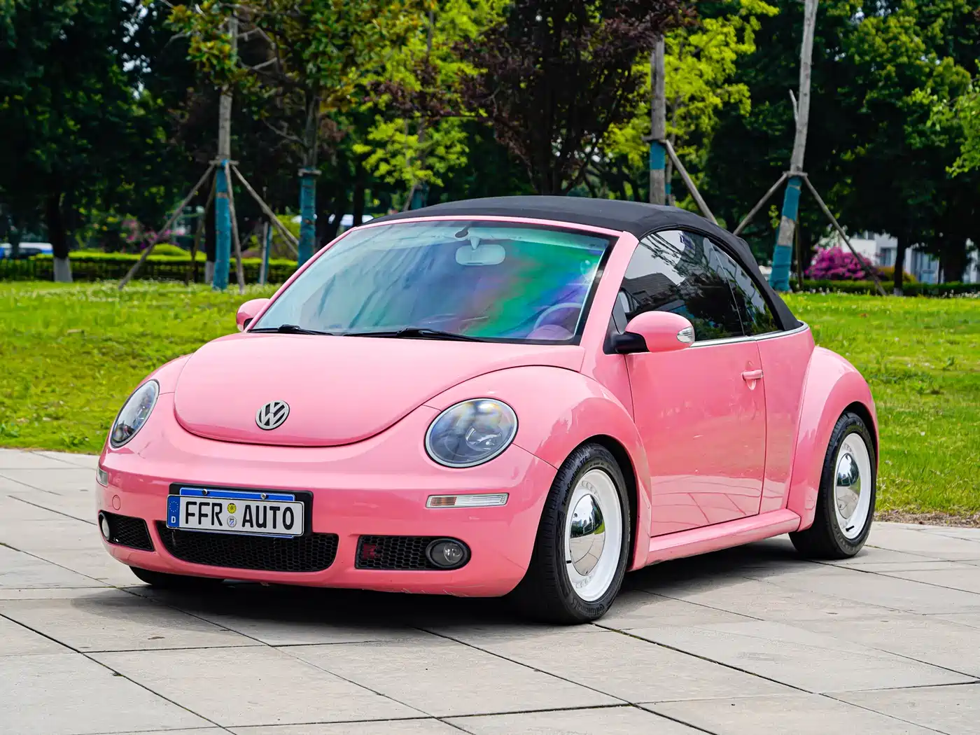 Volkswagen Beetle 2009 2.0 AT Top Convertible фото 8