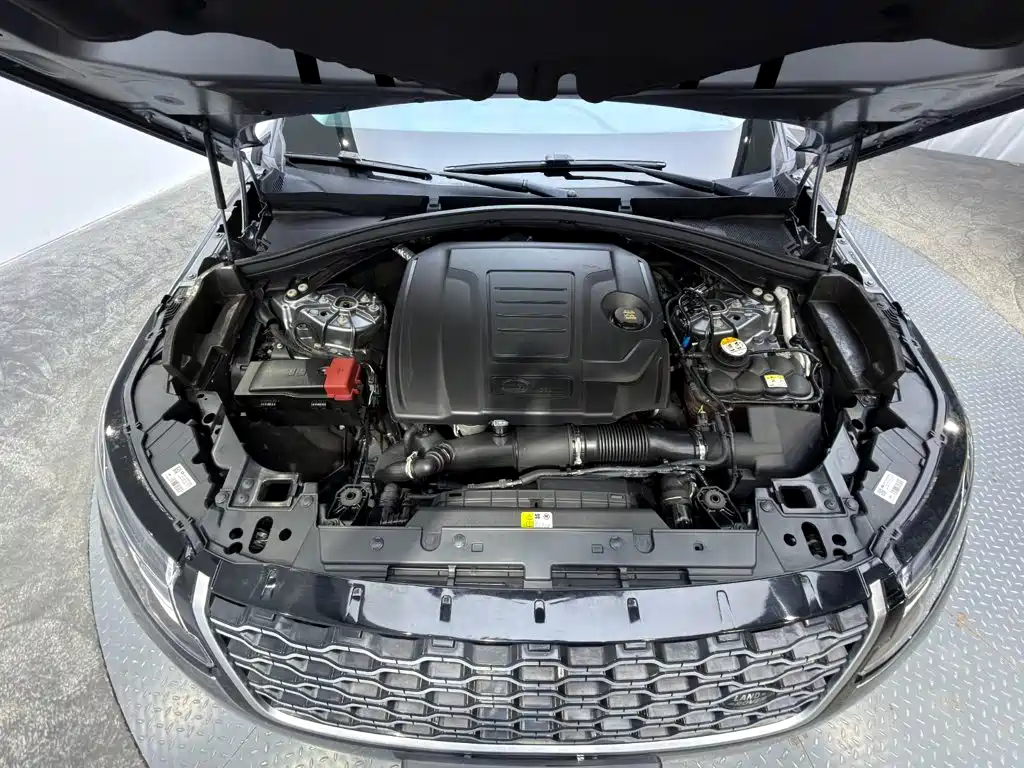 Фото 7 - Land Rover Range Rover Velar