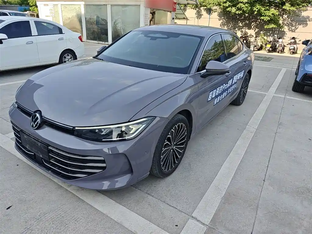 Volkswagen Passat 2025 Pro 380TSI Dragon Prestige Edition