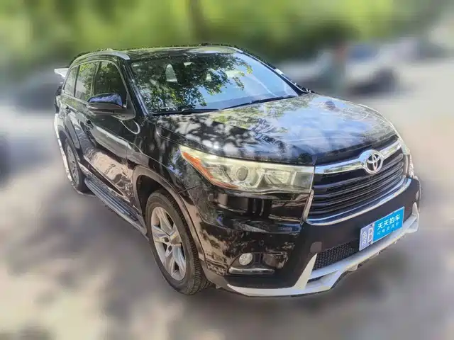 Toyota Highlander 2015 2.0T FWD Luxury Edition 7-seater — фото 3
