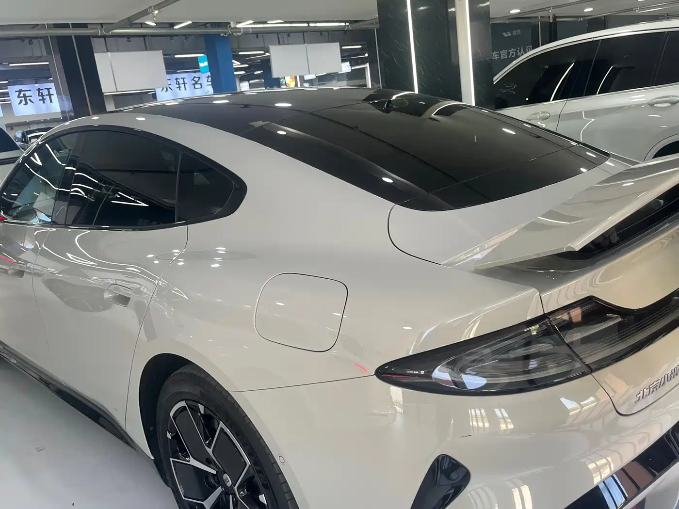 XIAOMI CAR XIAOMI SU7