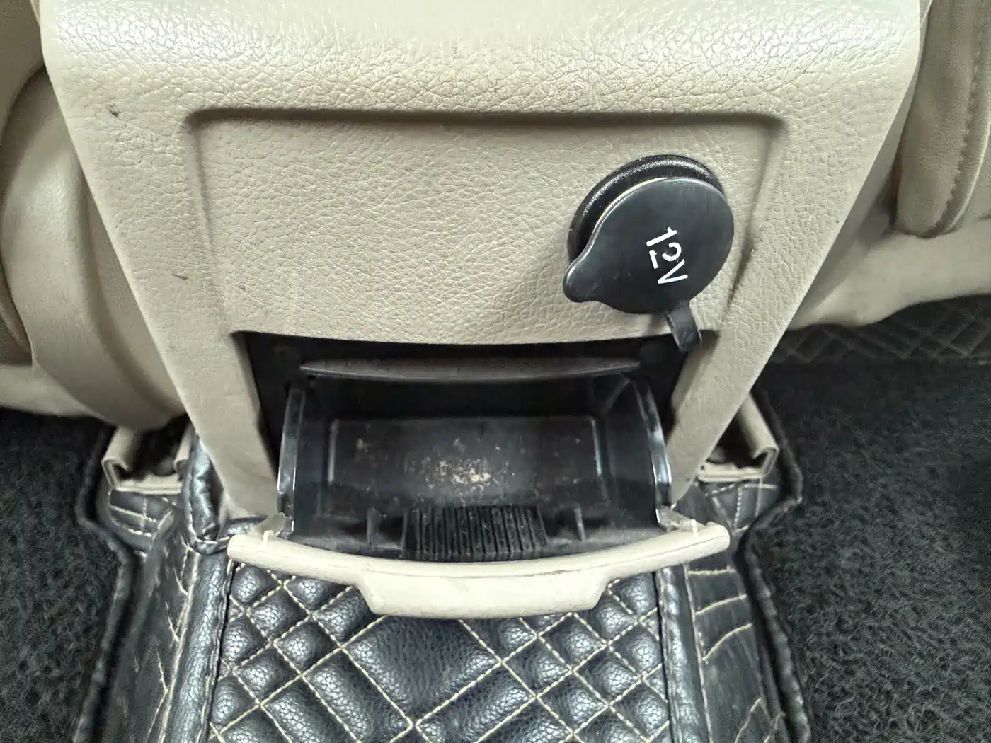 Ford Mondeo 2012 2013 2.3L Luxury Model