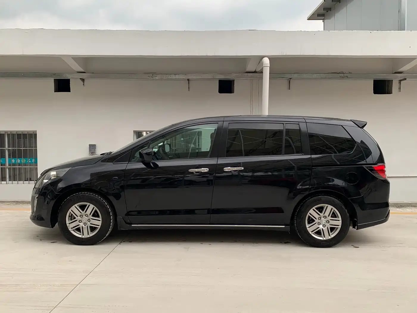 Mazda 8 2013 2.5L Premium фото 4