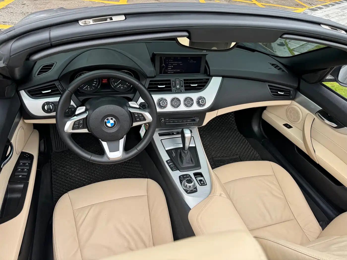 BMW Z4 2011 sDrive23i Flame Limited Edition фото 9