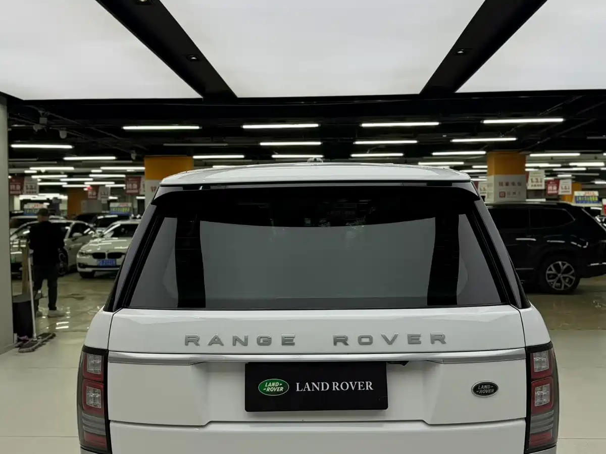 Land Rover Range Rover 2016 3.0 SC V6 Vogue фото 5