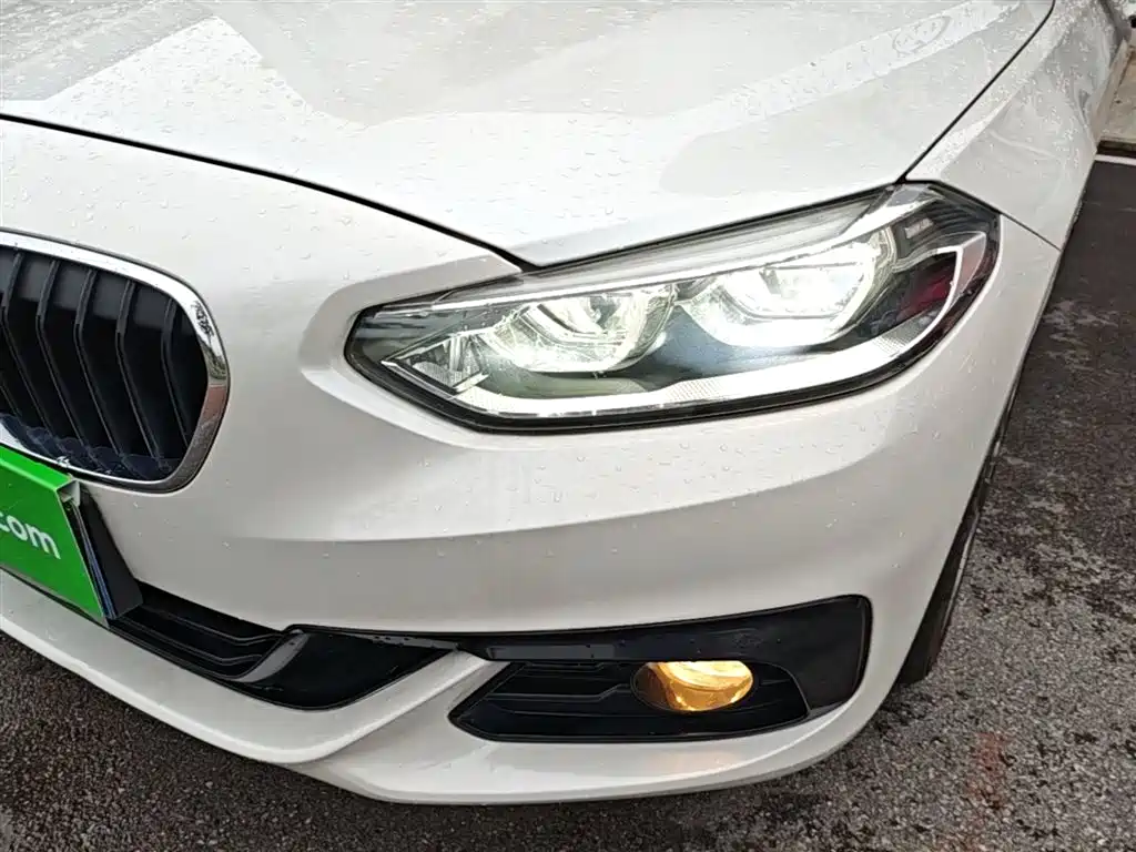 BMW 1 Series 2017 120i Design Package фото 24