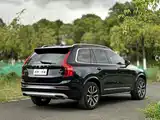 Photo 4 - Volvo XC90
