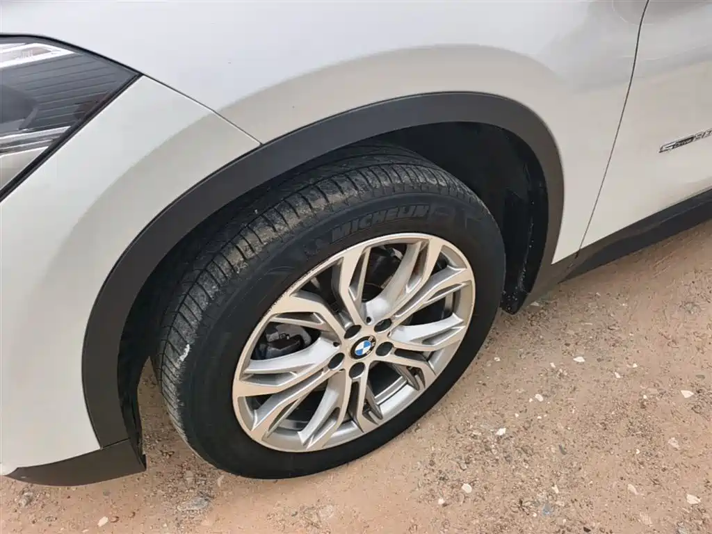 BMW X1 2018 sDrive20Li Leading Model фото 23