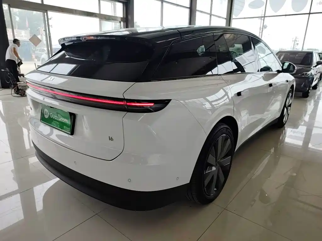 Li Auto i6 2025 2025 2WD Base Model