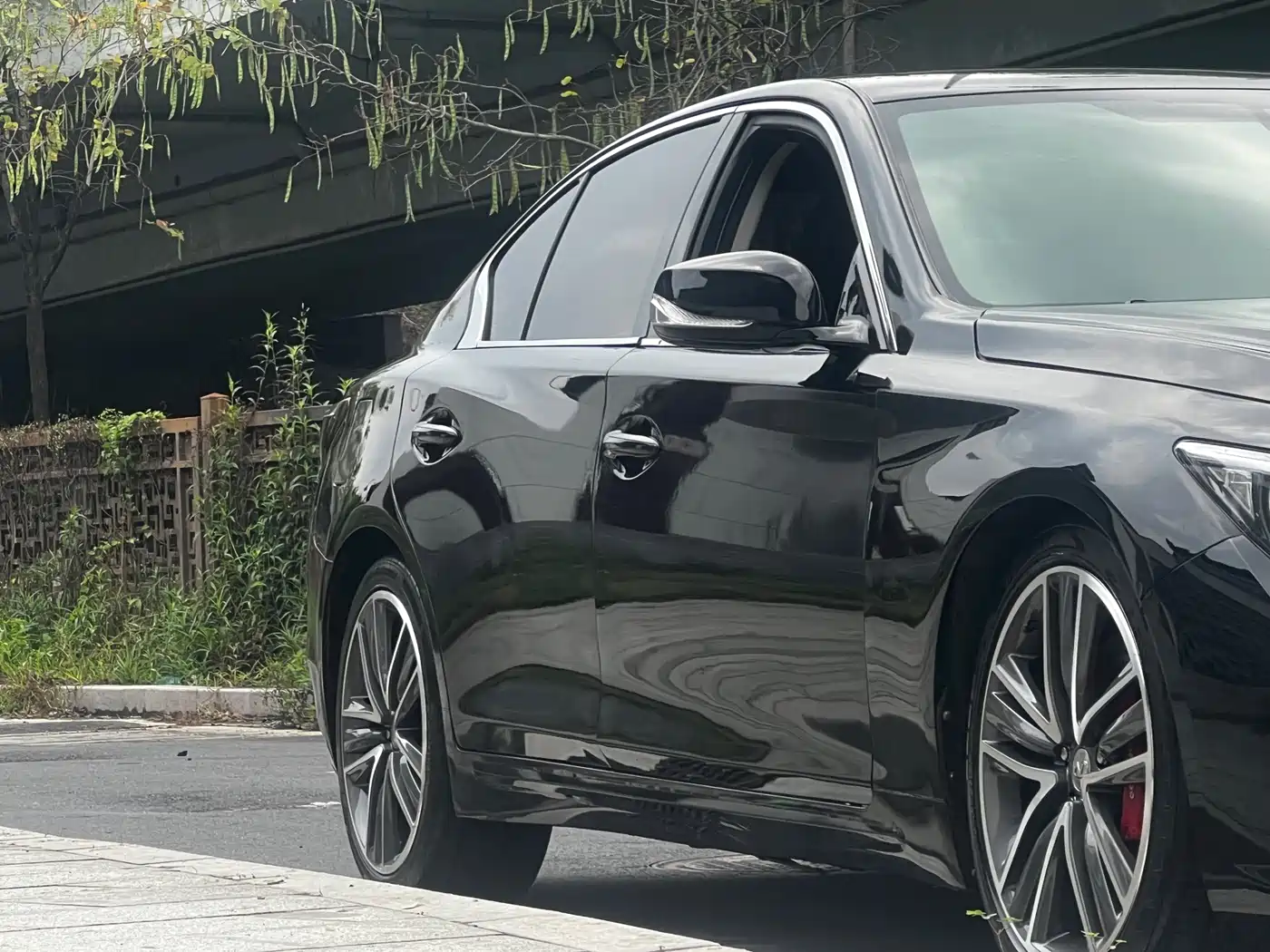 Infiniti Q50L 2015 2.0T Sport фото 6