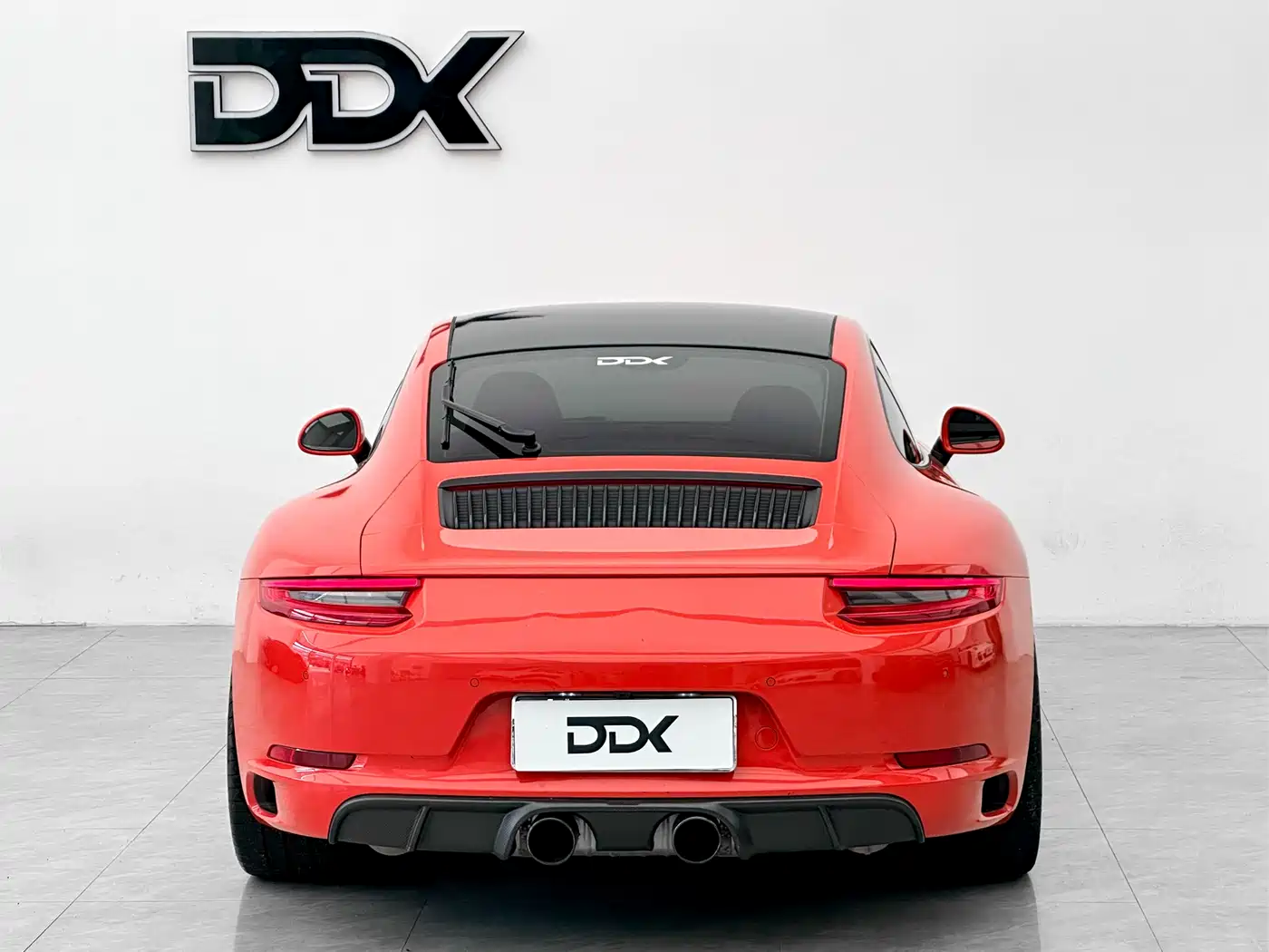 Photo 4 - Porsche 911