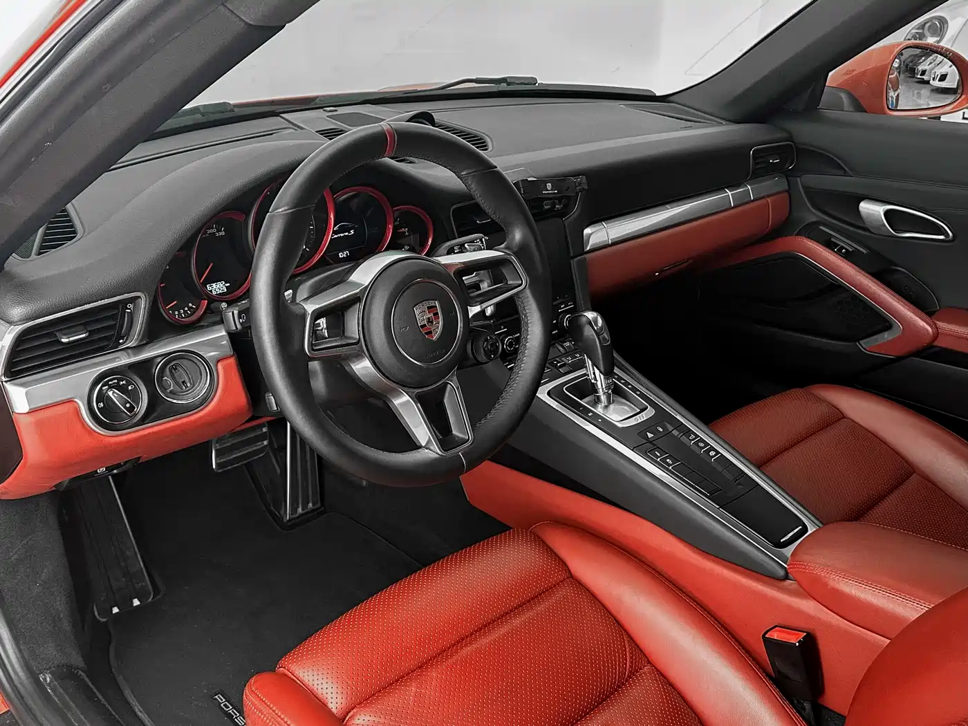 Photo 10 - Porsche 911
