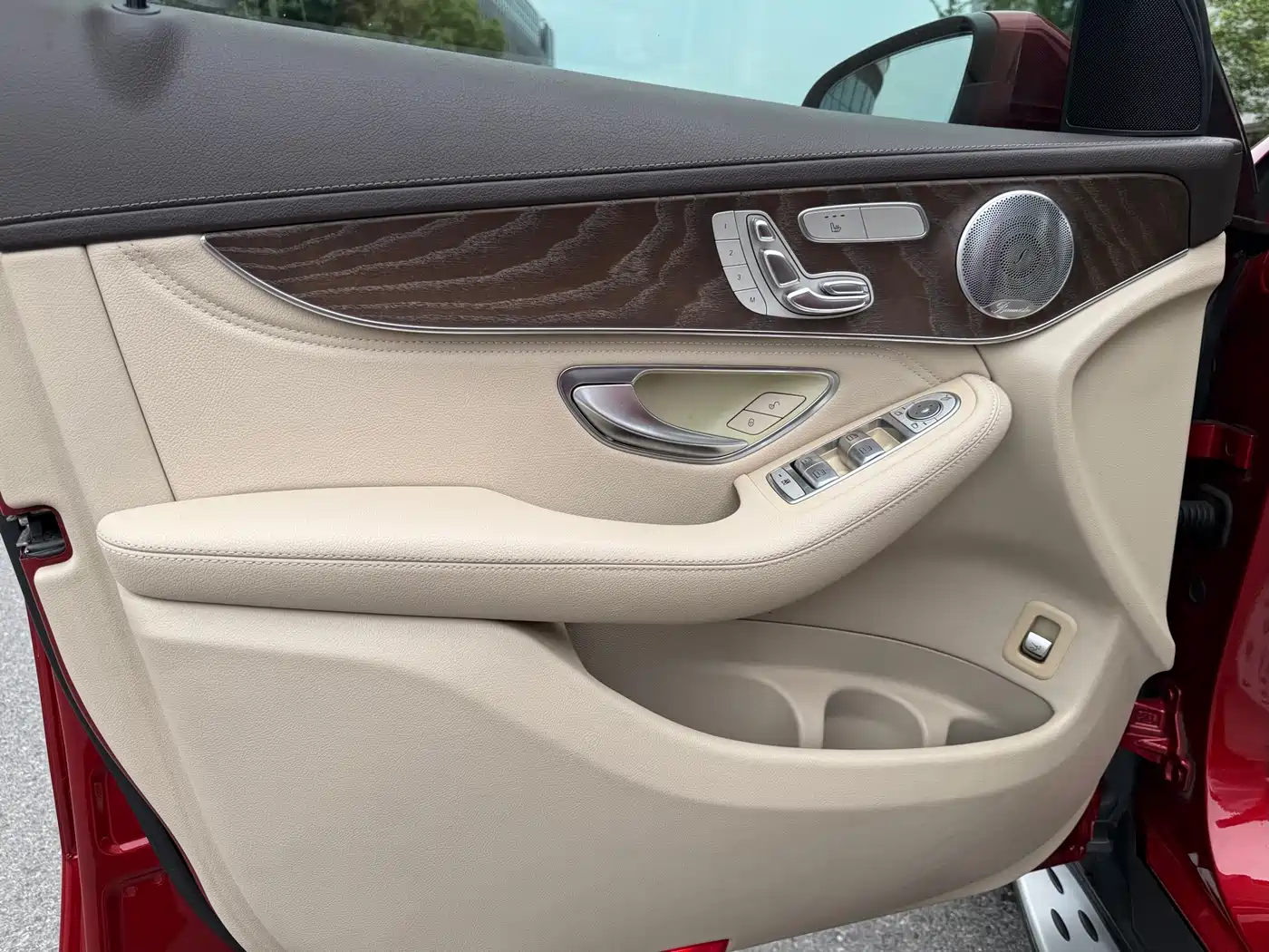 Mercedes-Benz GLC 2016 GLC 300 4MATIC Dynamic фото 8