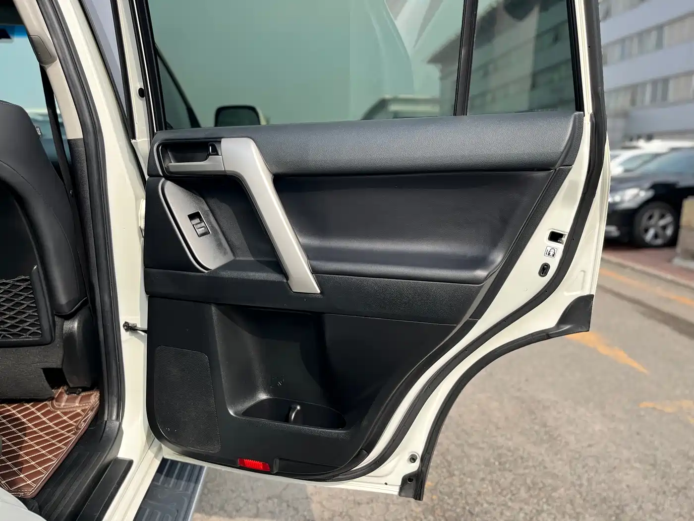 Toyota Prado 2019 3.5L Automatic TX-L Zunxiang Edition фото 29