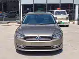 Photo 2 - Volkswagen Passat
