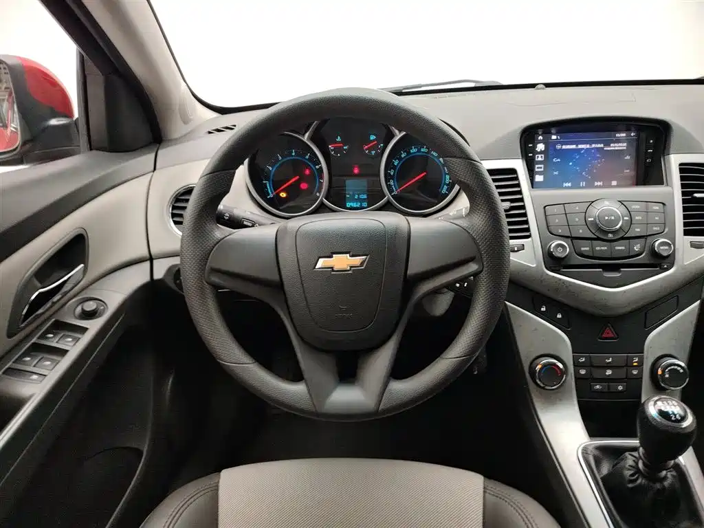 Chevrolet Cruze 2013 1.6L SL MT фото 11