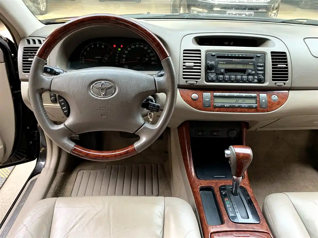 Toyota фото 7