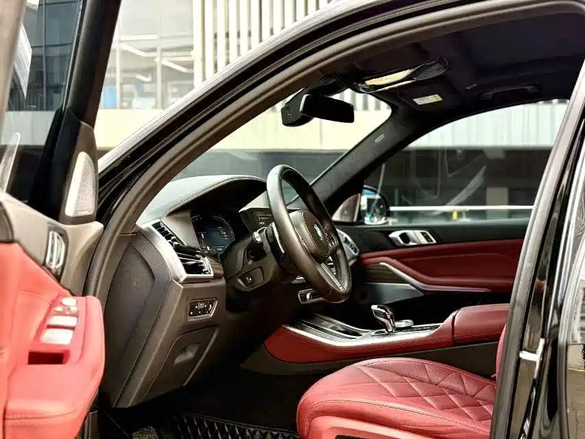 Photo 5 - BMW X5