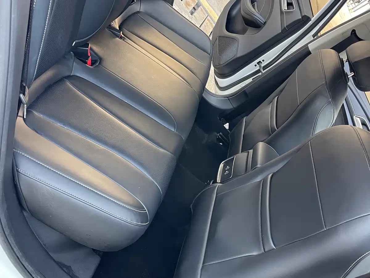 Roewe i5 2019 2019 1.5L Auto 4G Langhao Edition