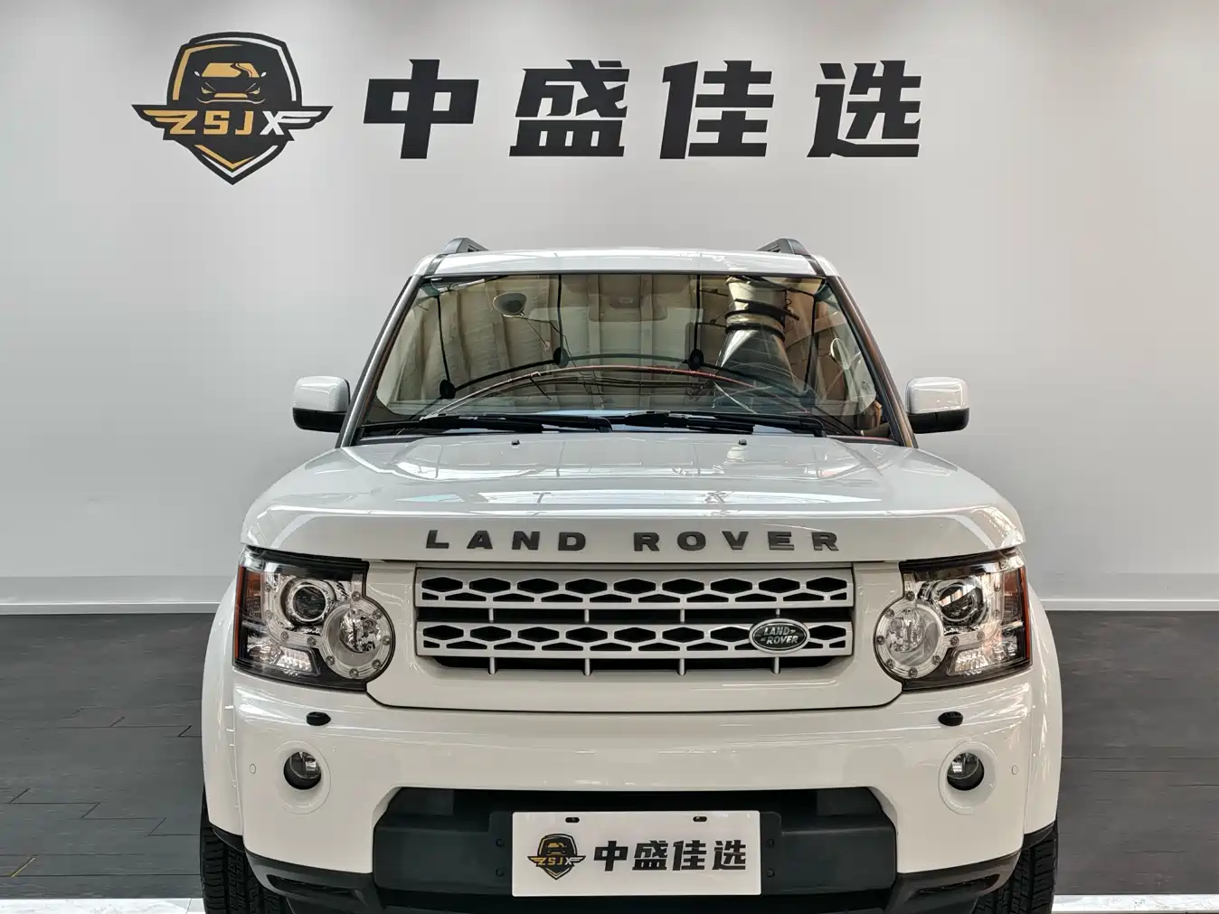 Land Rover Discovery 2012 5.0 V8 SE фото 2