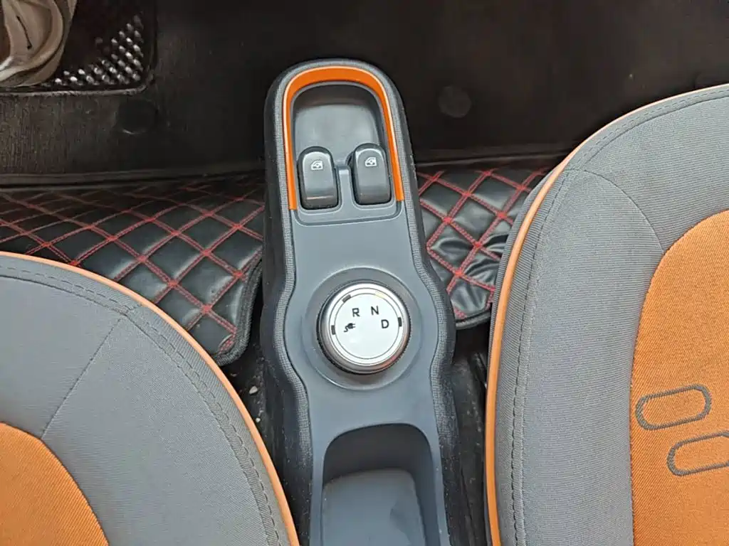 Фото 14 - Baojun E100
