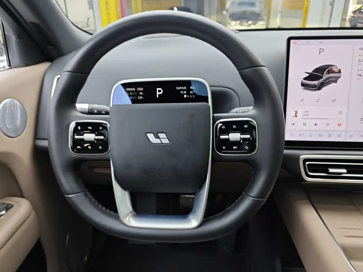 Li Auto Li L8 2025 2025 Max Smart Renewal Edition