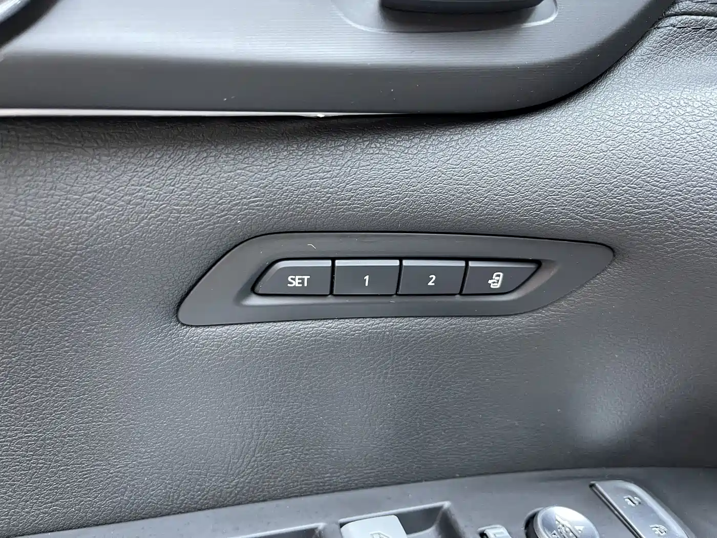 Photo 9 - Cadillac CT6