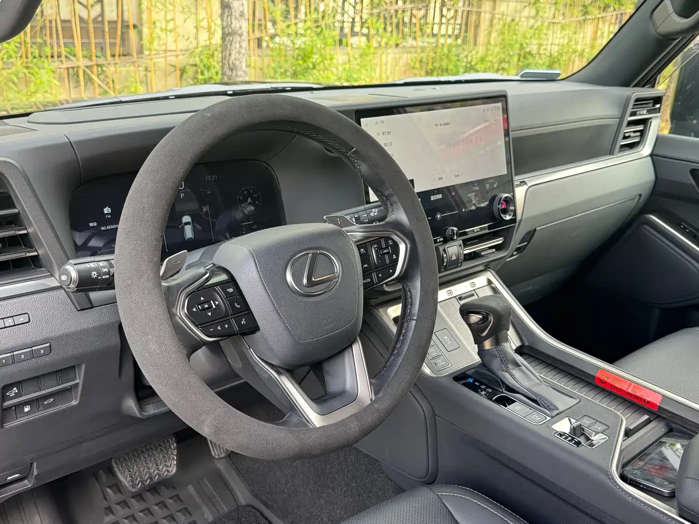 Lexus GX 2024 OVERTRAIL Summit Edition фото 4