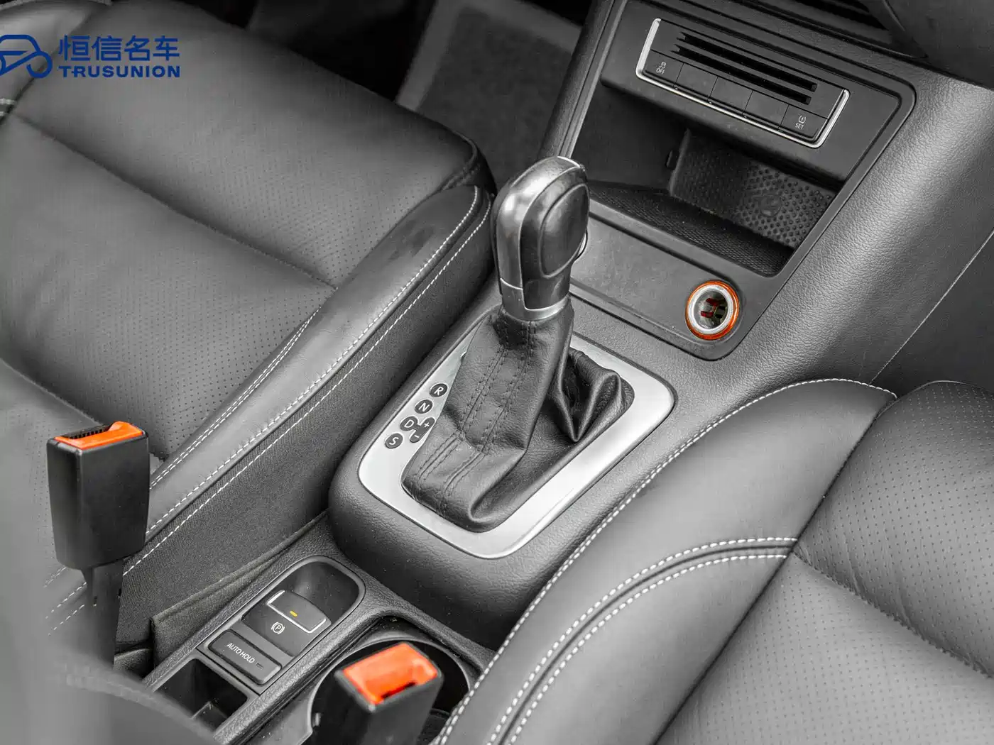 Volkswagen Tiguan 2016 Model 300TSI Automatic 2WD Luxury Edition фото 17