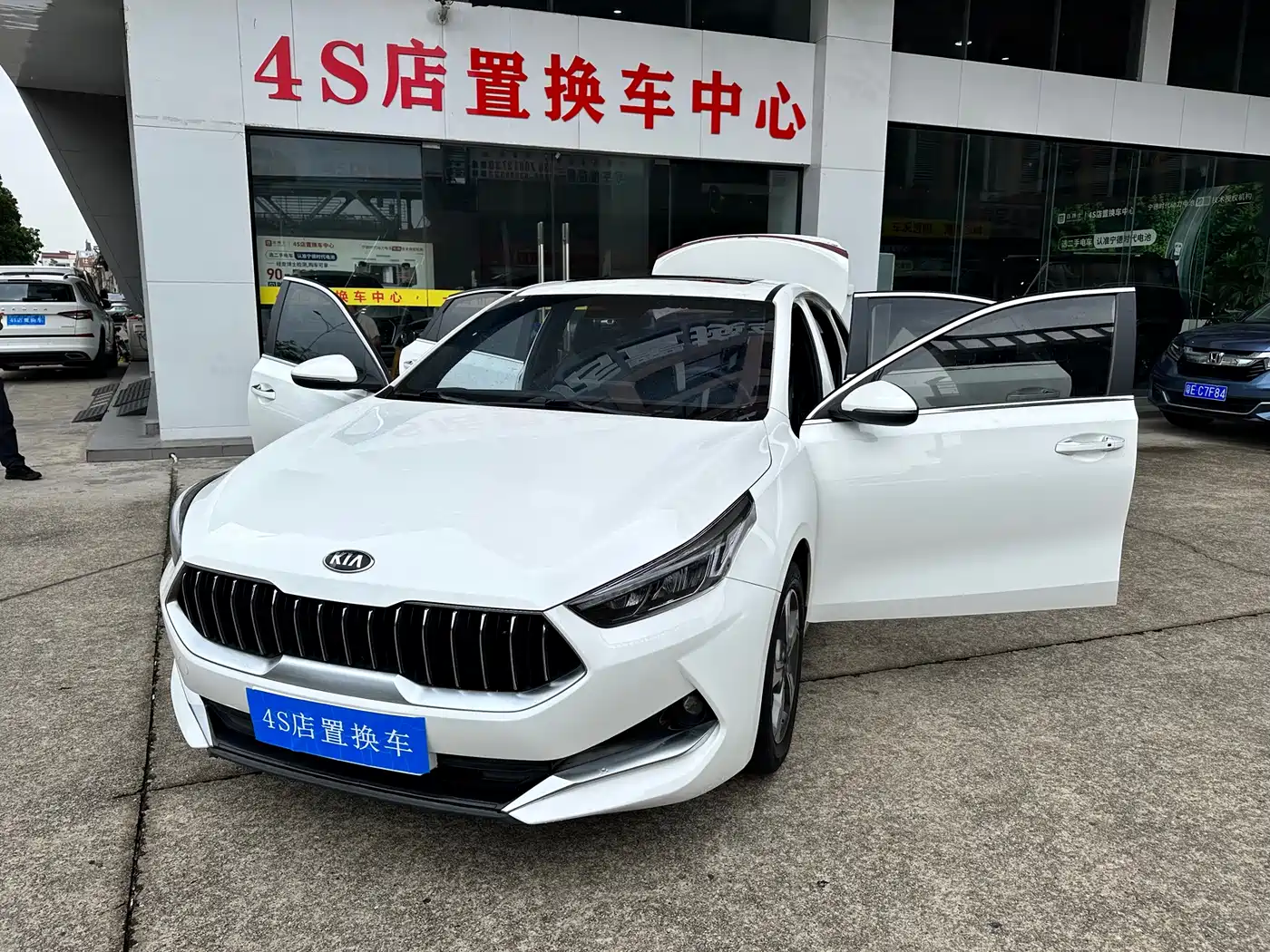 Kia K3 2020 1.5L CVT Smart Connectivity Version фото 20