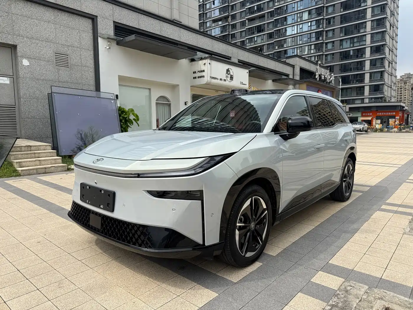 Similar car