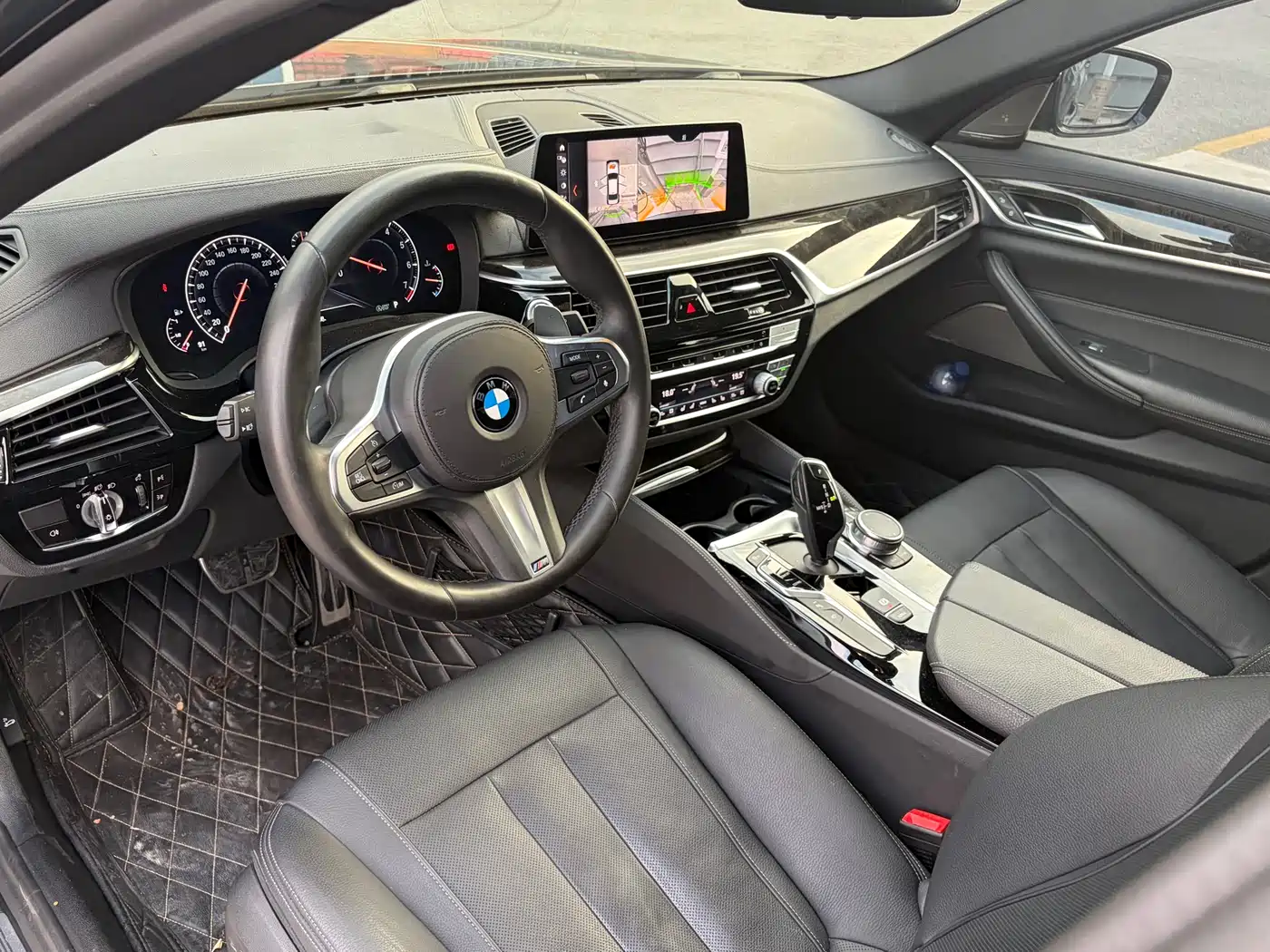 BMW 5 Series 2019 530Li Premium M Sport Package фото 8