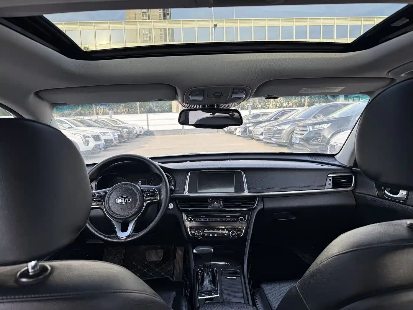 Kia K5 New Energy 2018 Model 2.0L Smart Edition фото 3