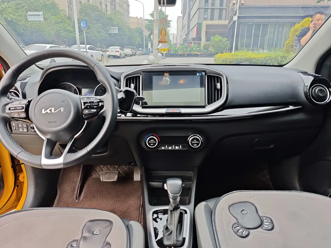 Kia KX1 2021 1.4L CVT Fun Sunroof Version фото 15