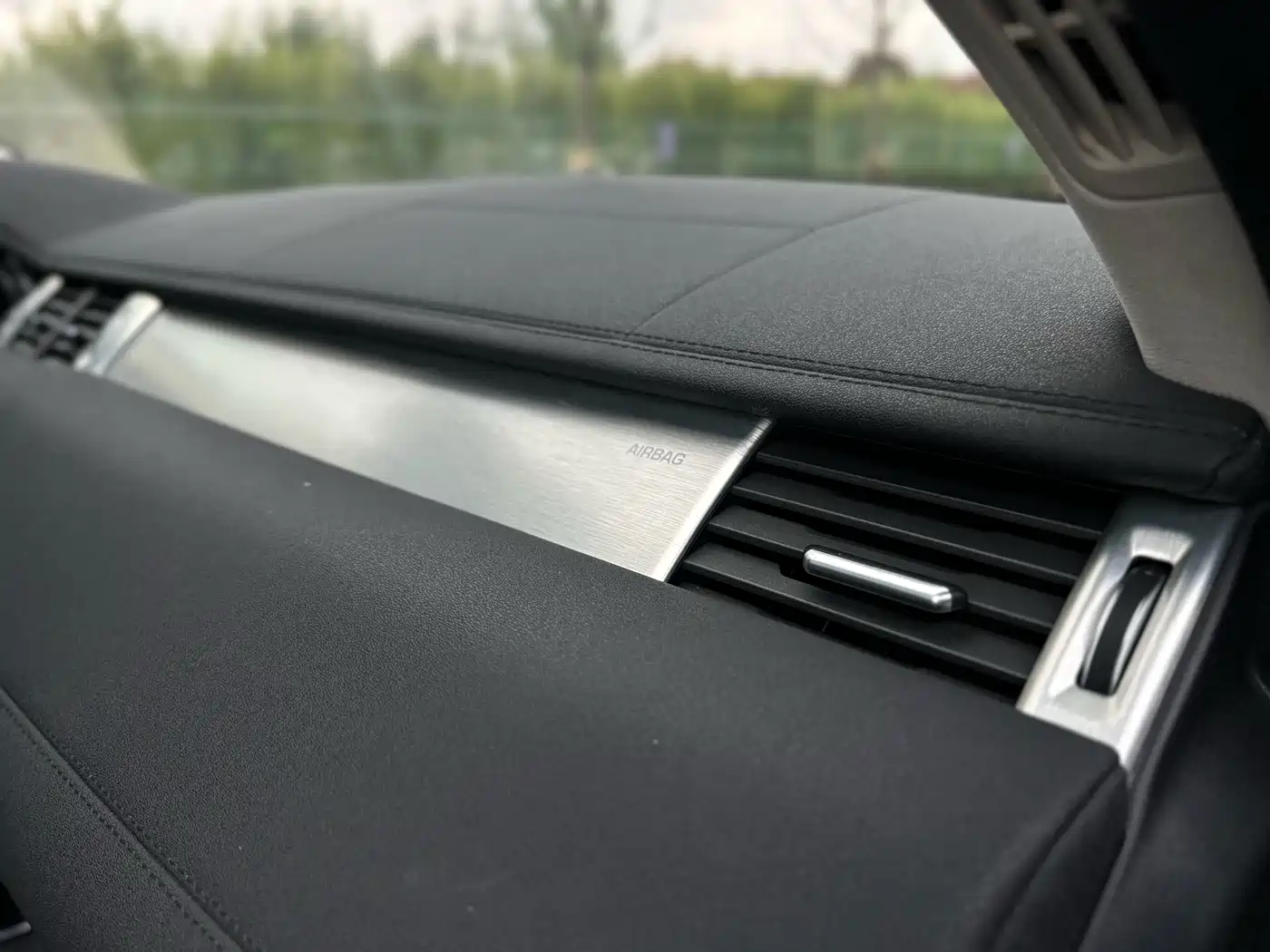 Land Rover Range Rover Evoque 2015 2.0T 5-Door Fashion Edition фото 26
