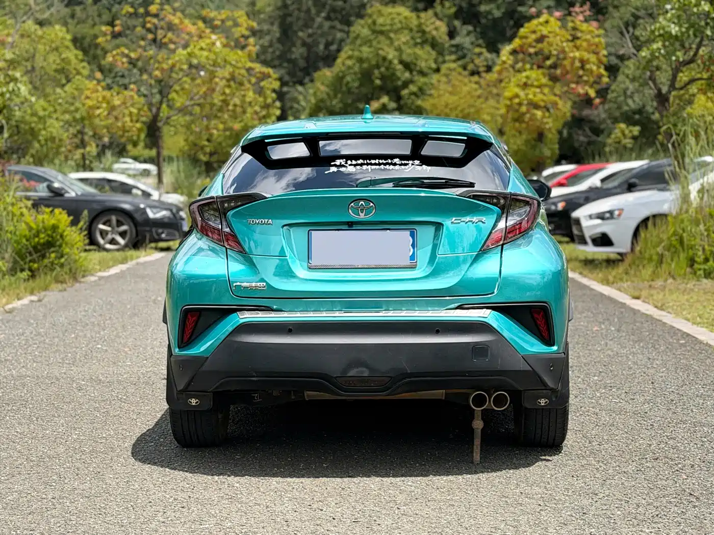 Фото 6 - Toyota C-HR