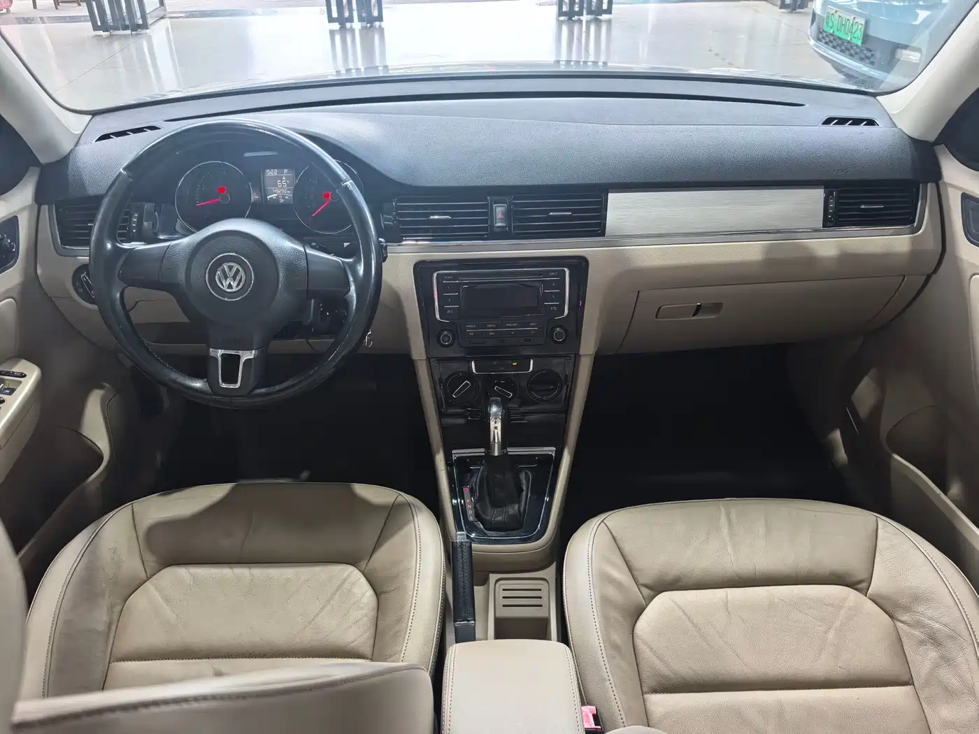 Volkswagen Bora 2013 2013 1.6L Manual Comfort Model