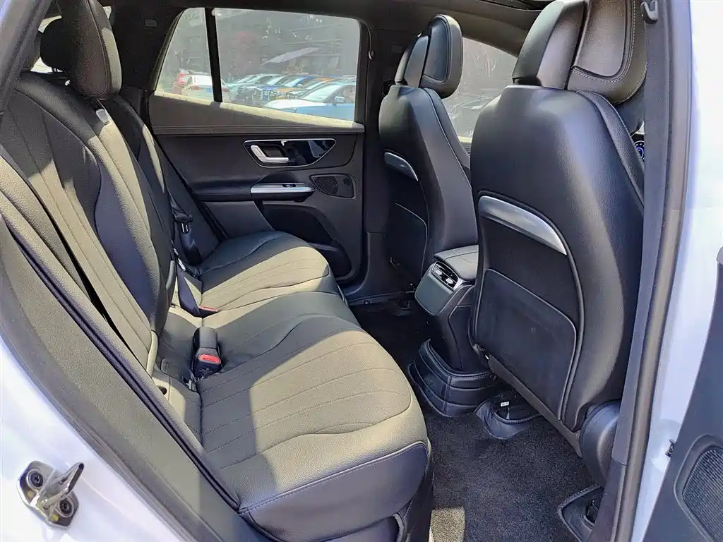 Mercedes-Benz EQE SUV 2023 350 4MATIC Pioneer Edition фото 11