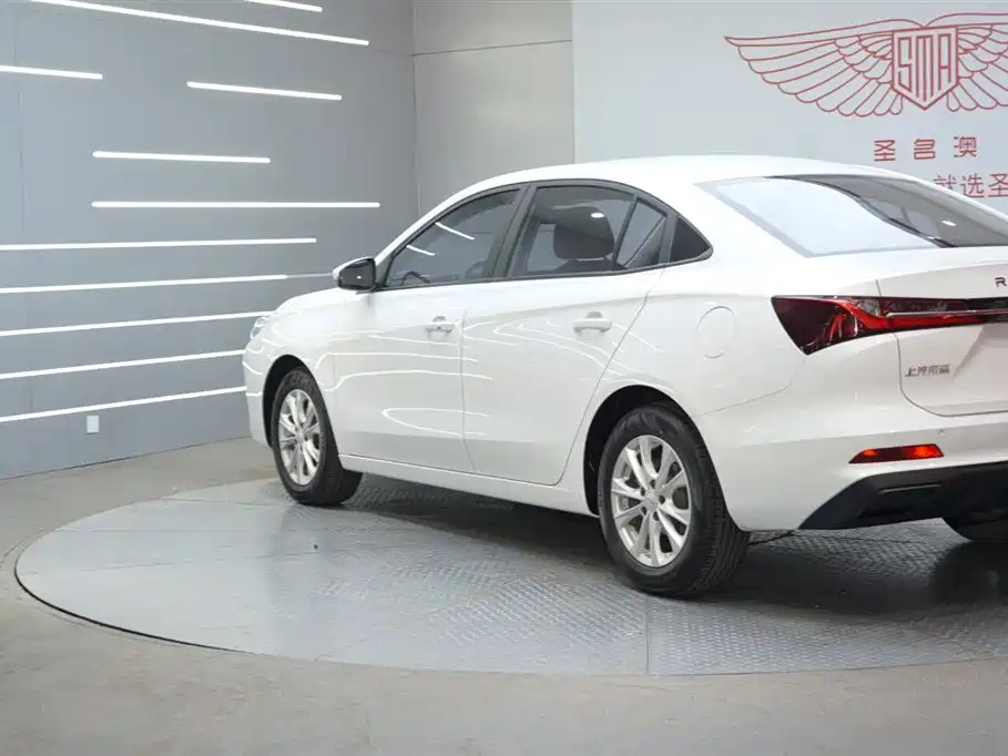 ROEWE I5