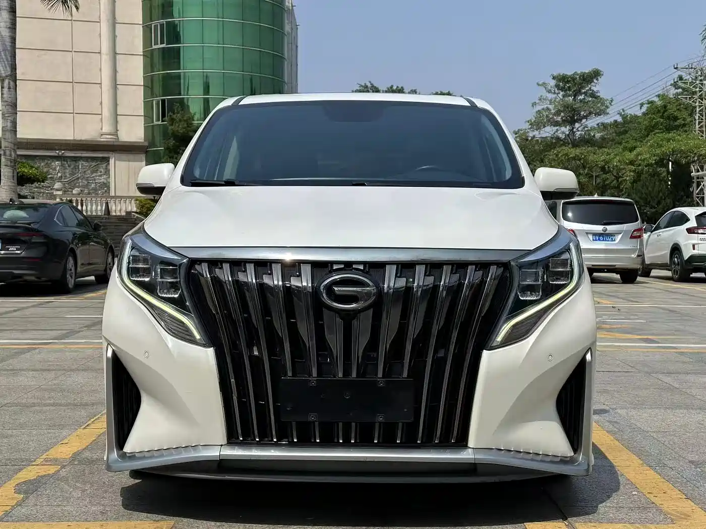 GAC TRUMPCHI M8