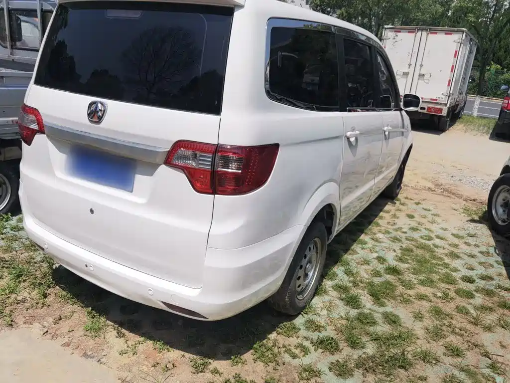 BAIC Weiwang M20 2015 2014 1.5L Utility BJ415A