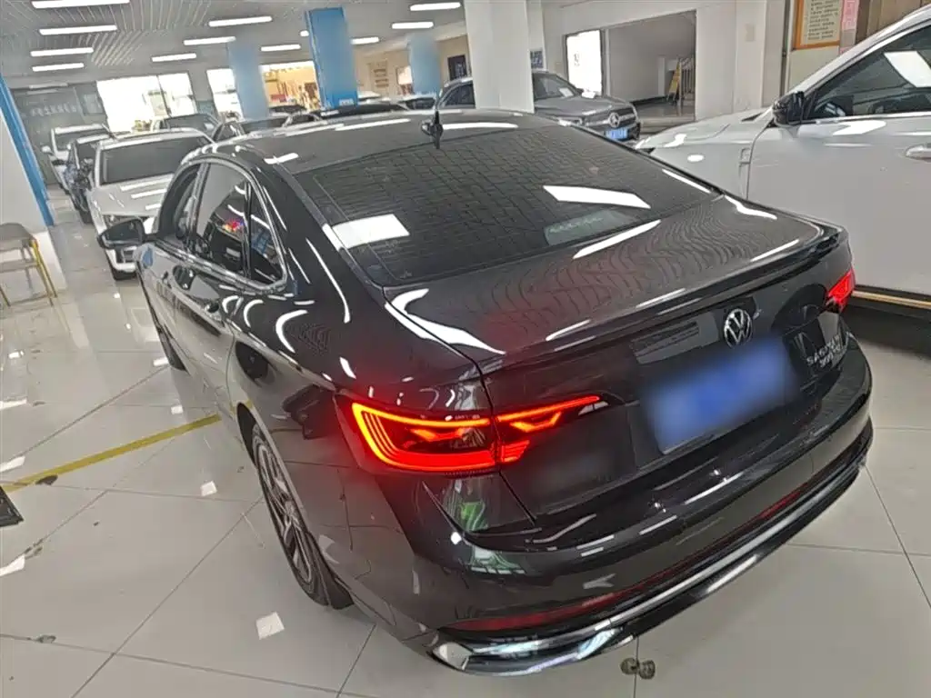 Volkswagen Sagitar 2023 300TSI DSG Surpassing Edition фото 5